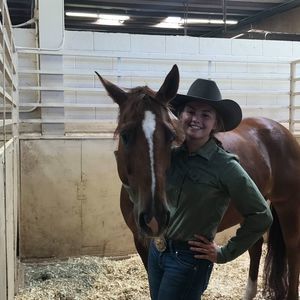 Meet your Posher, Macy